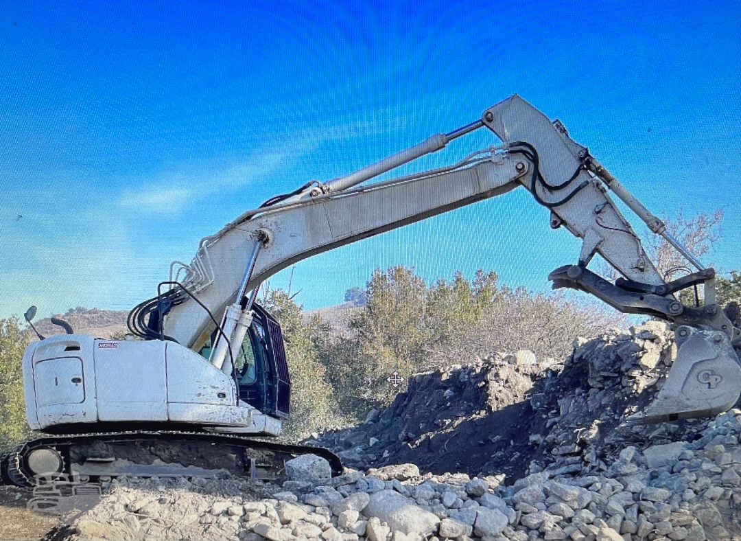 2014 KOBELCO SK215SR - Image 2